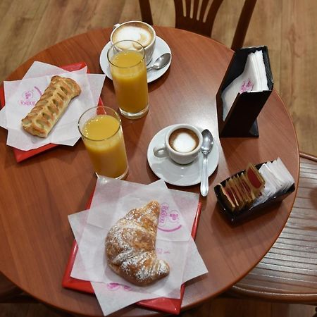 B&B Le Due Isole ヌーオロ エクステリア 写真