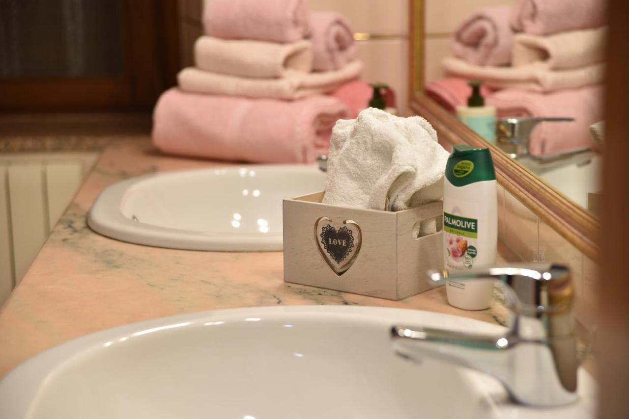 B&B Le Due Isole ヌーオロ エクステリア 写真