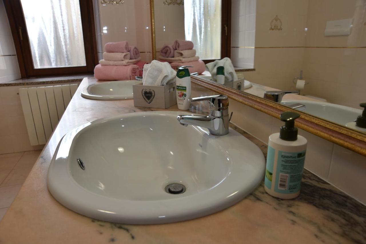 B&B Le Due Isole ヌーオロ エクステリア 写真